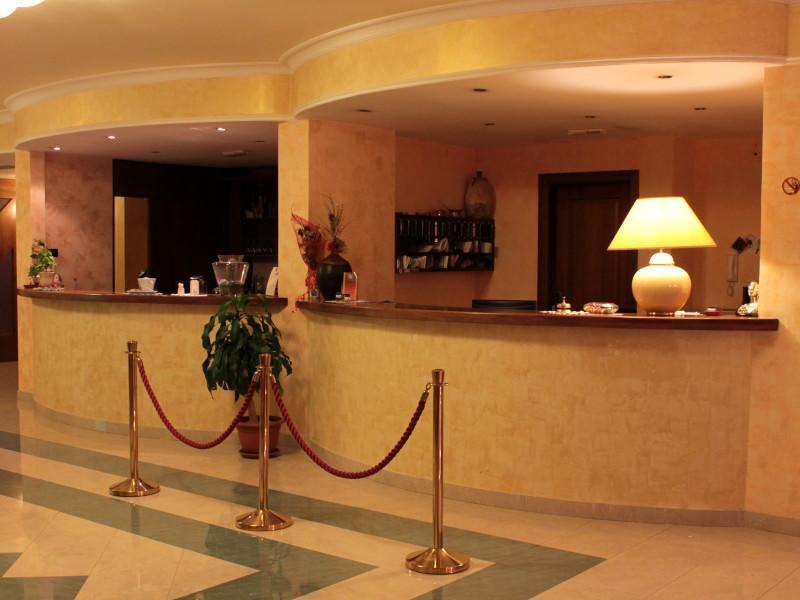 Hotel Ulisse Maida Екстериор снимка