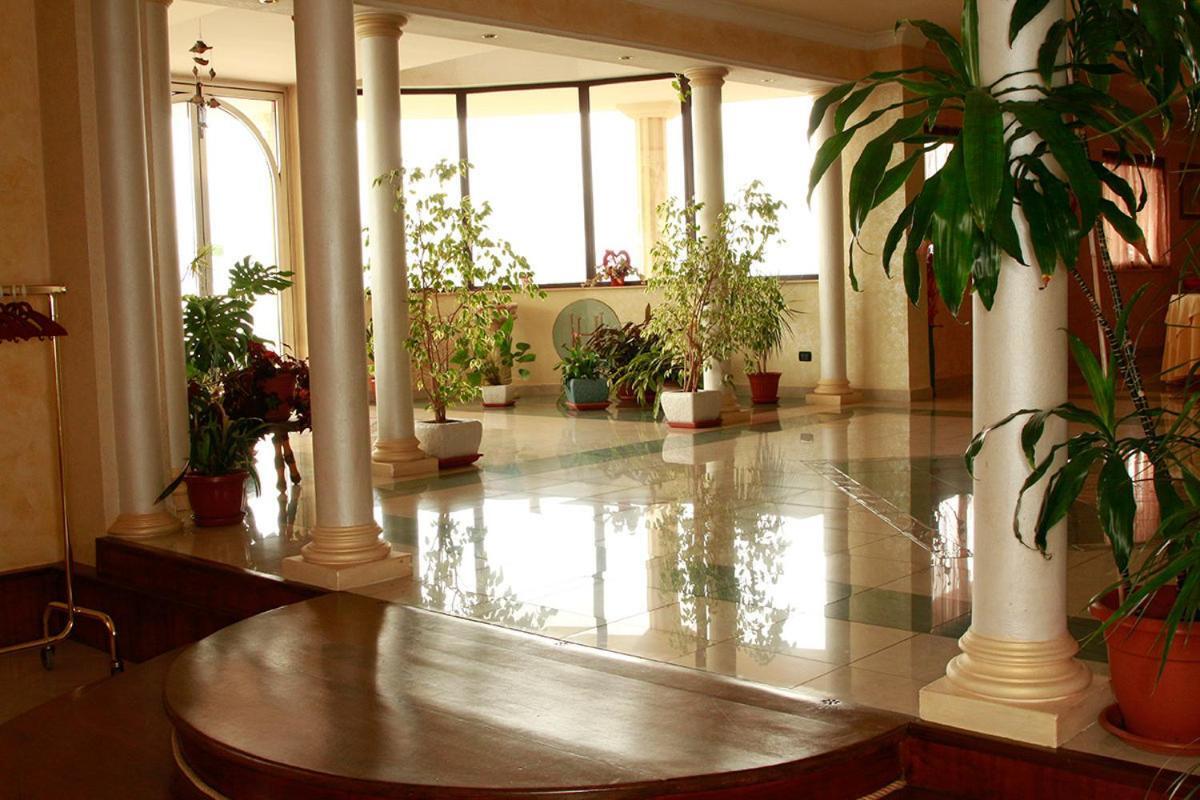 Hotel Ulisse Maida Екстериор снимка