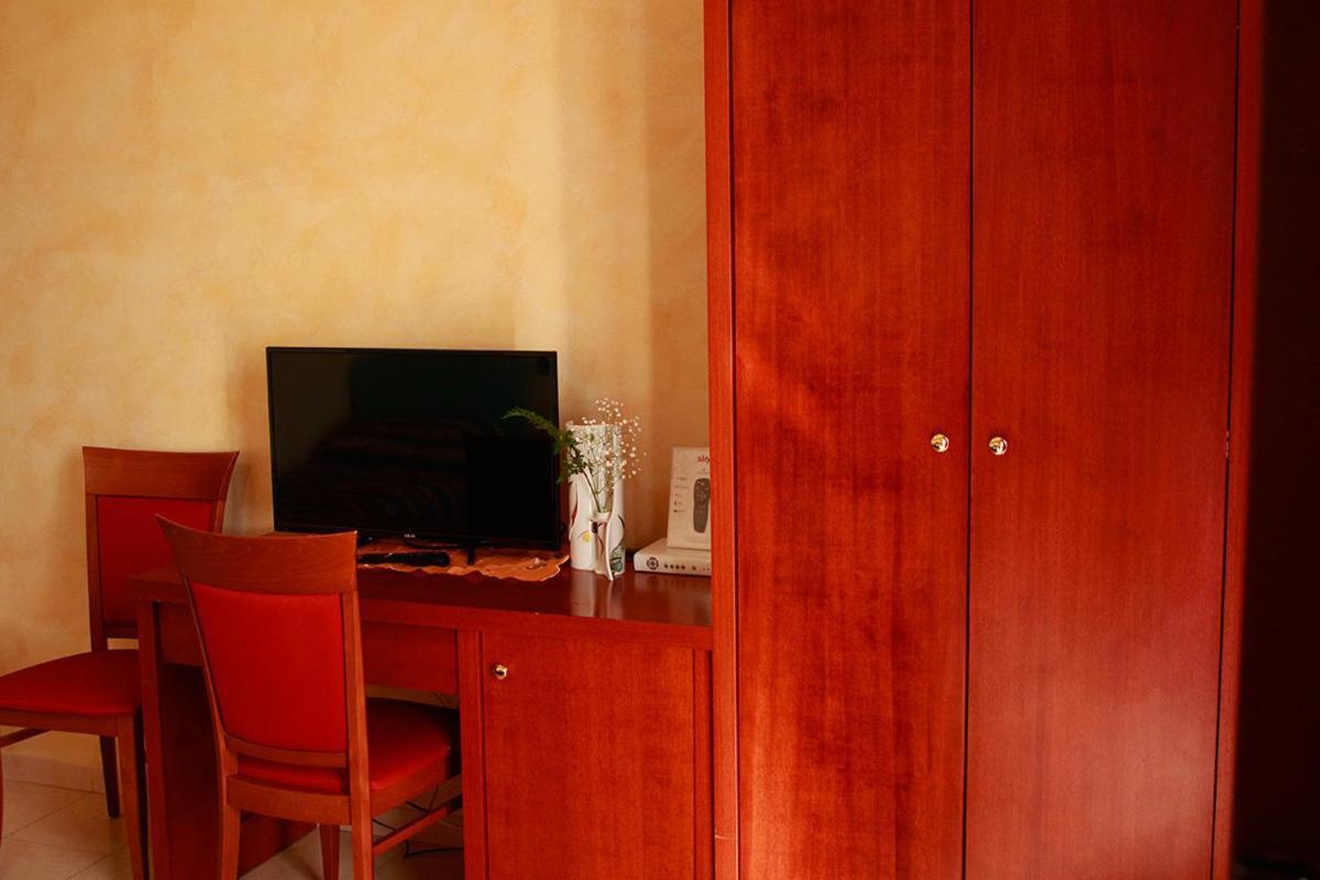 Hotel Ulisse Maida Екстериор снимка